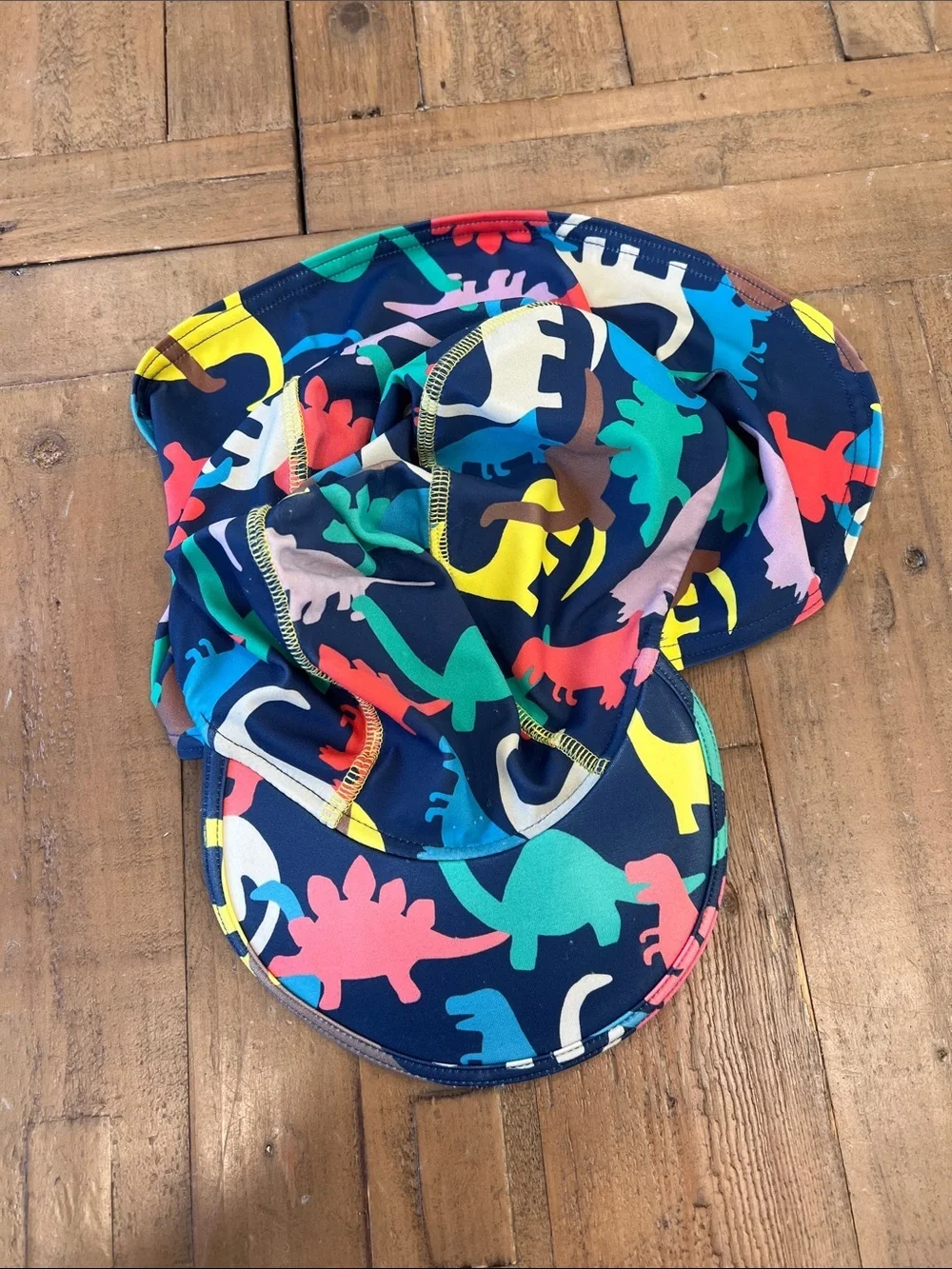 Baby Boden colorful dinosaur swim trunks and sun hat 3-4 years